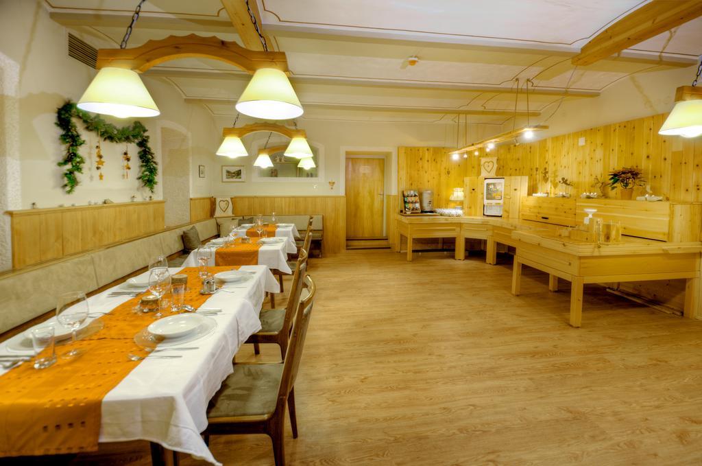 Hotel Bergkristall Mallnitz Bagian luar foto