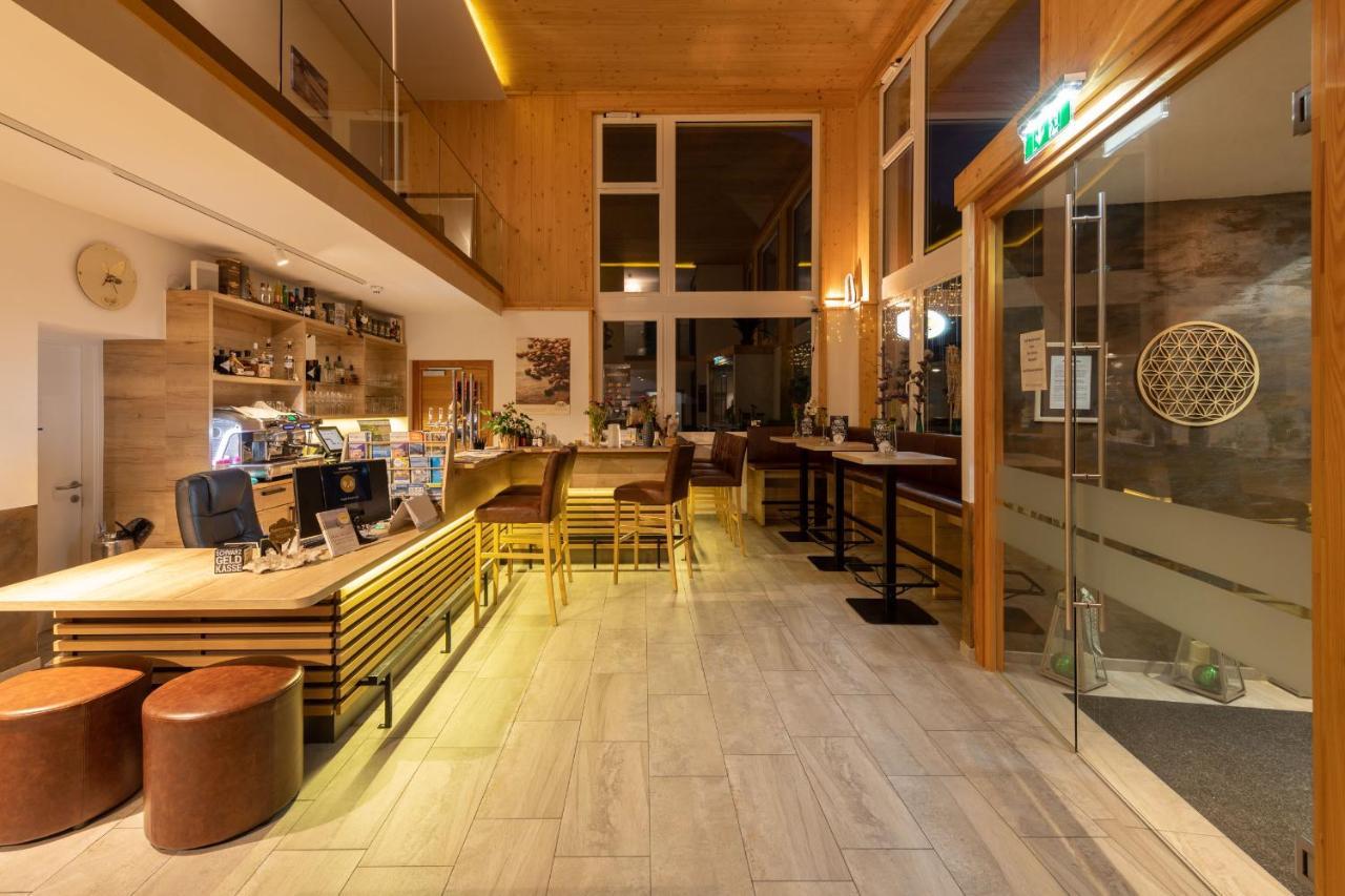 Hotel Bergkristall Mallnitz Bagian luar foto