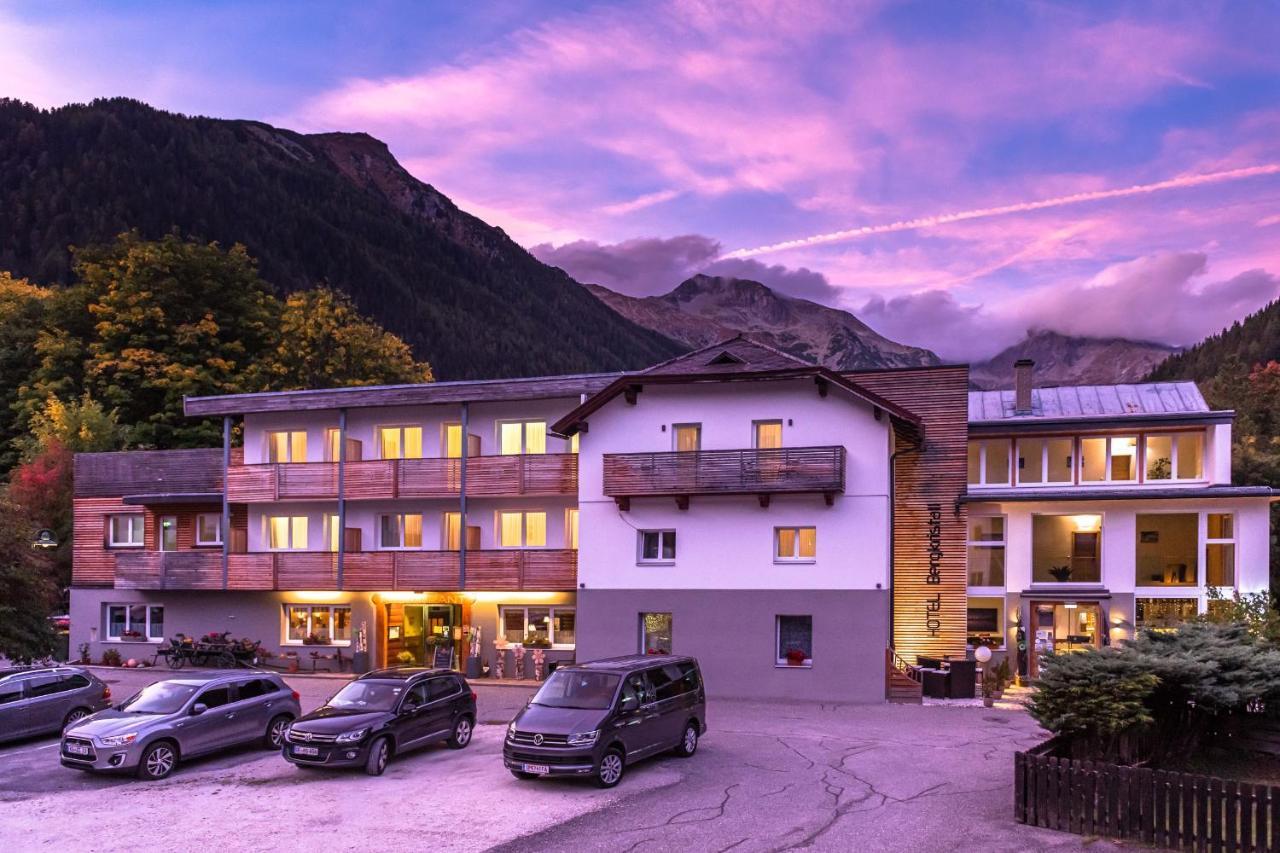 Hotel Bergkristall Mallnitz Bagian luar foto